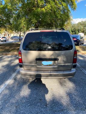 Photo 4 of 13 of 2003 Chevrolet Venture LT
